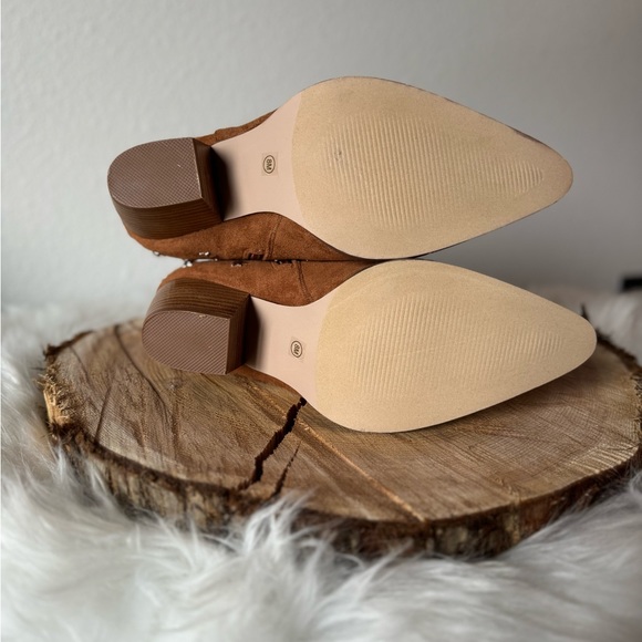 Matisse faux suede booties - Picture 4 of 4